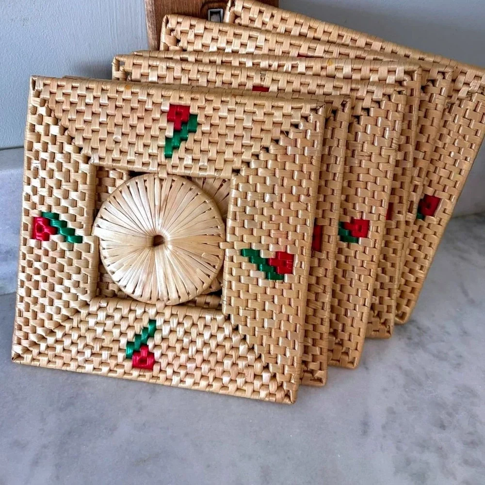 Vintage Woven‎ Raffia Straw Coasters Set of 4 Floral Embroidery Boho Cottagecore